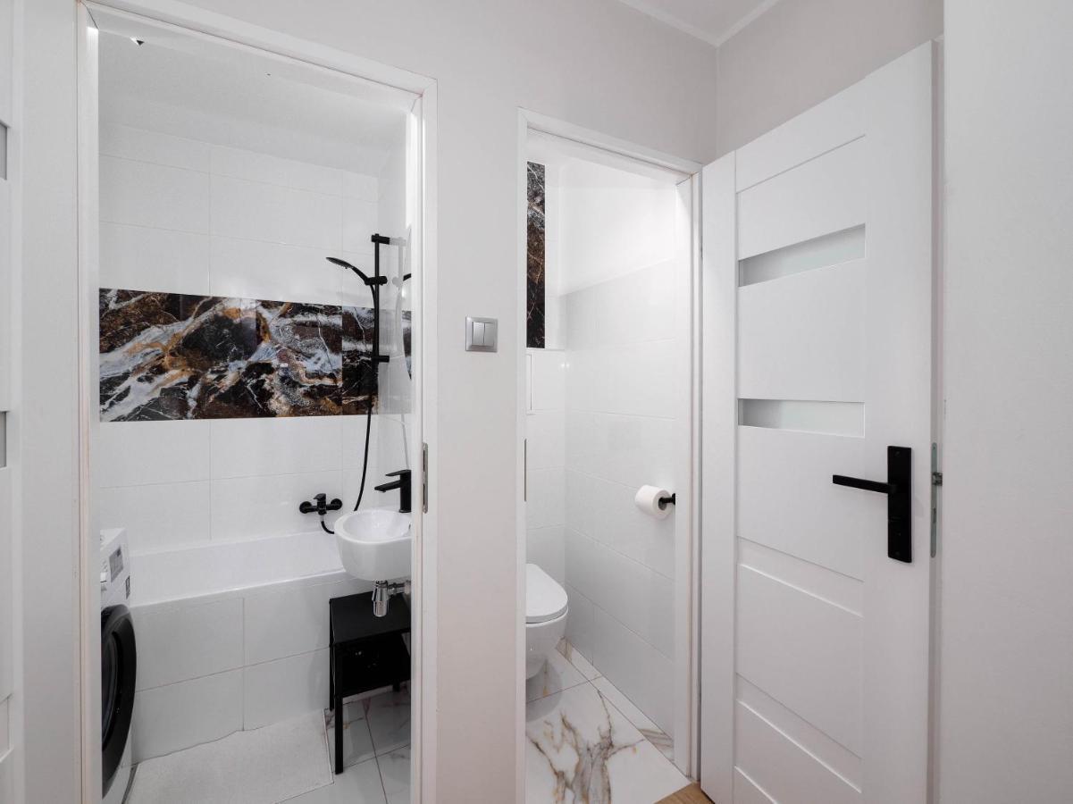 Best Choice 2-Bedroom Apartment Плоцк Екстериор снимка